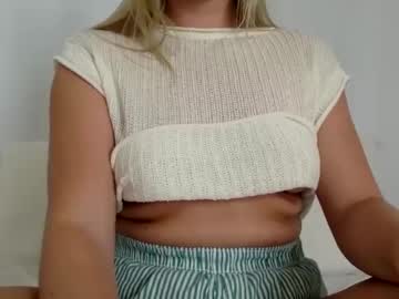 cam girl porn innocentblonde789 image #7002287