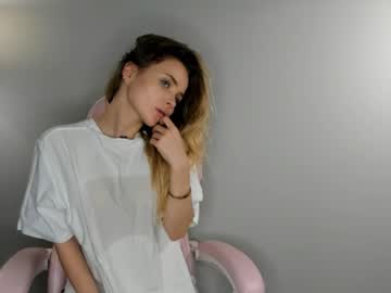 cam girl porn harriethudson image #5753043