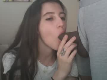 cam couple porn a_mariejuana69 image #4176250
