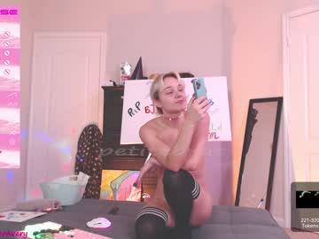 cam girl porn petitebrat image #3456666