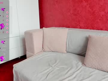 cam girl porn emilymilf__ image #6294901
