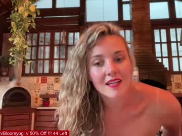 cam girl porn bloomyogi image #3719594