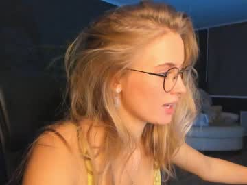 cam girl porn linellali image #2981940