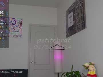 cam girl porn petitebrat image #6261875