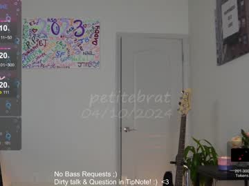 cam girl porn petitebrat image #6757072