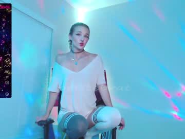 cam girl porn petitebrat image #2426990