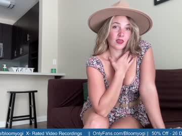 cam girl porn bloomyogi image #4226792