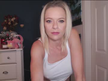 cam girl porn laceycoffeegirl image #3070554
