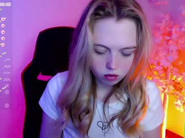 cam girl porn small_blondee image #4036298