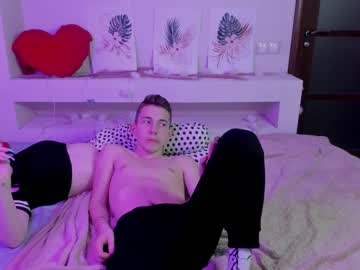 Cam for nancy_and_lucas