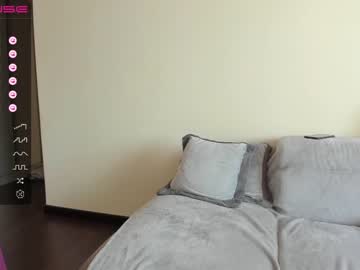 cam girl porn emilymilf__ image #4195047