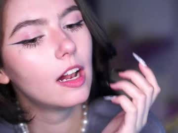 cam girl porn sirenevelyn image #7018226