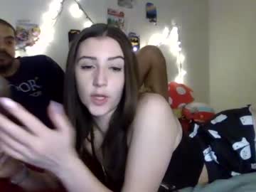 cam couple porn a_mariejuana69 image #6185088