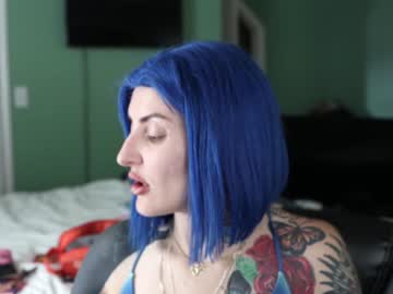 cam girl porn oftenelle image #1943413