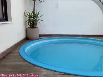 cam girl porn bloomyogi image #3676177