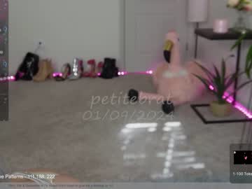 cam girl porn petitebrat image #6103559