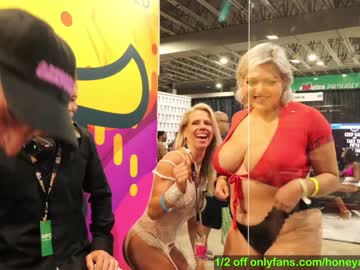 cam couple porn honeyand_thebear image #81807