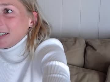 cam couple porn joannadea image #4394853