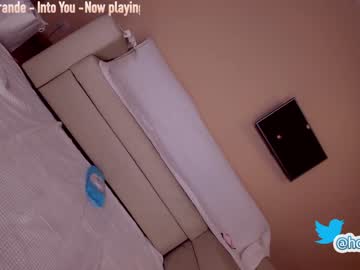 cam girl porn hollyextra image #2631615