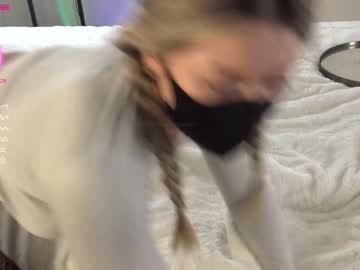 cam girl porn blondehottiekerry image #4882527