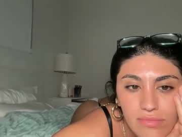 cam girl porn adriannasweetness image #7025667