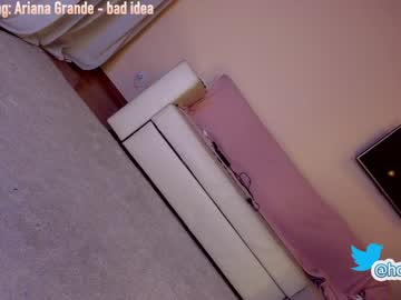 cam girl porn hollyextra image #2560050
