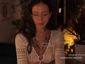 cam girl porn effylowell_ image #6752134