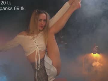 cam girl porn lolly_bella_ image #337110