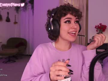 cam girl porn evelynpiers image #2634015