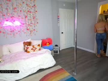 cam girl porn rosiebones image #1066347