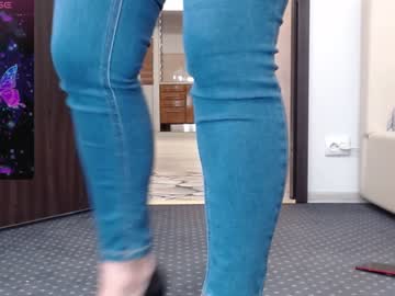 cam girl porn carmela_fox image #6656470