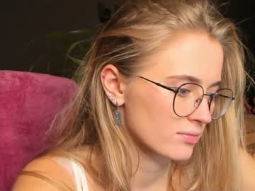 cam girl porn linellali image #2808339