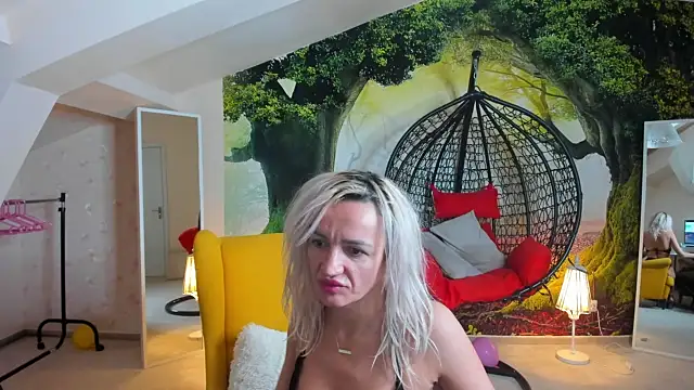 Stripchat sex cam AmandaAura